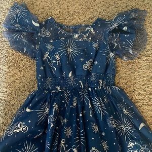 Disney Cinderella dress size 5/6 (up to 116cm) Excellent condition. Worn once